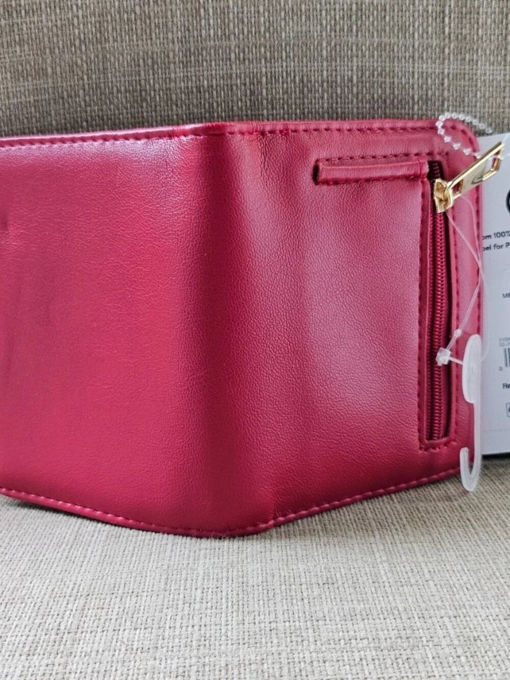 Time And Tru Women Wallet Cardholder Red Faux Leather Vegan Bifold Purse NWT - Picture 9 of 12